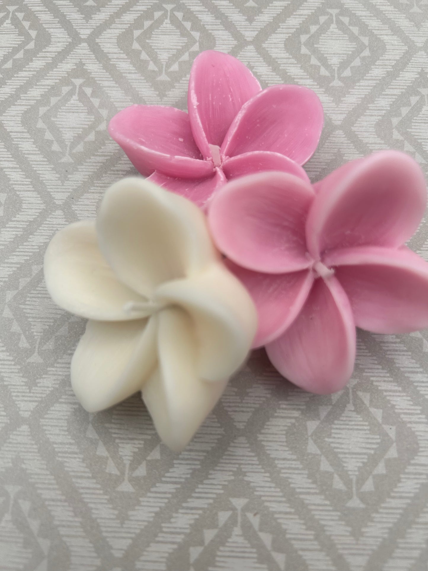 Plumeria floating candles