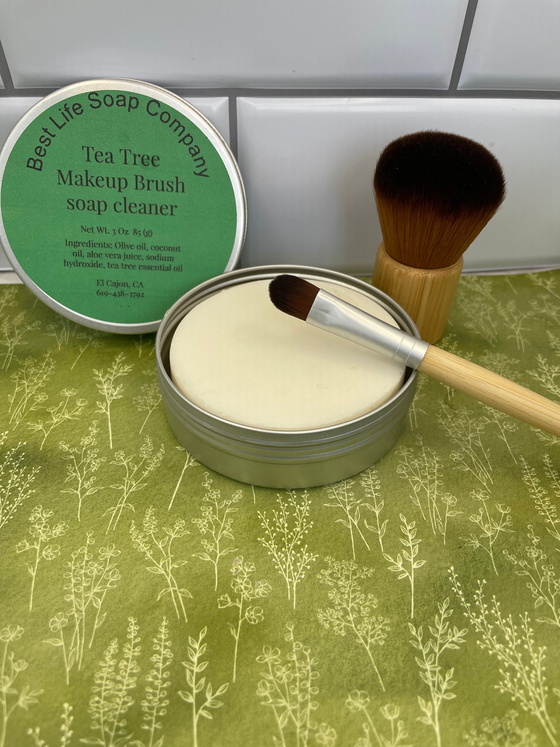 Tea Tree Brush cleaner